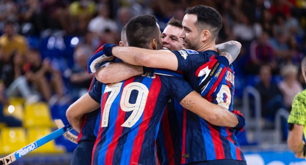 Los jugadores azulgranas en la celebración de la victoria