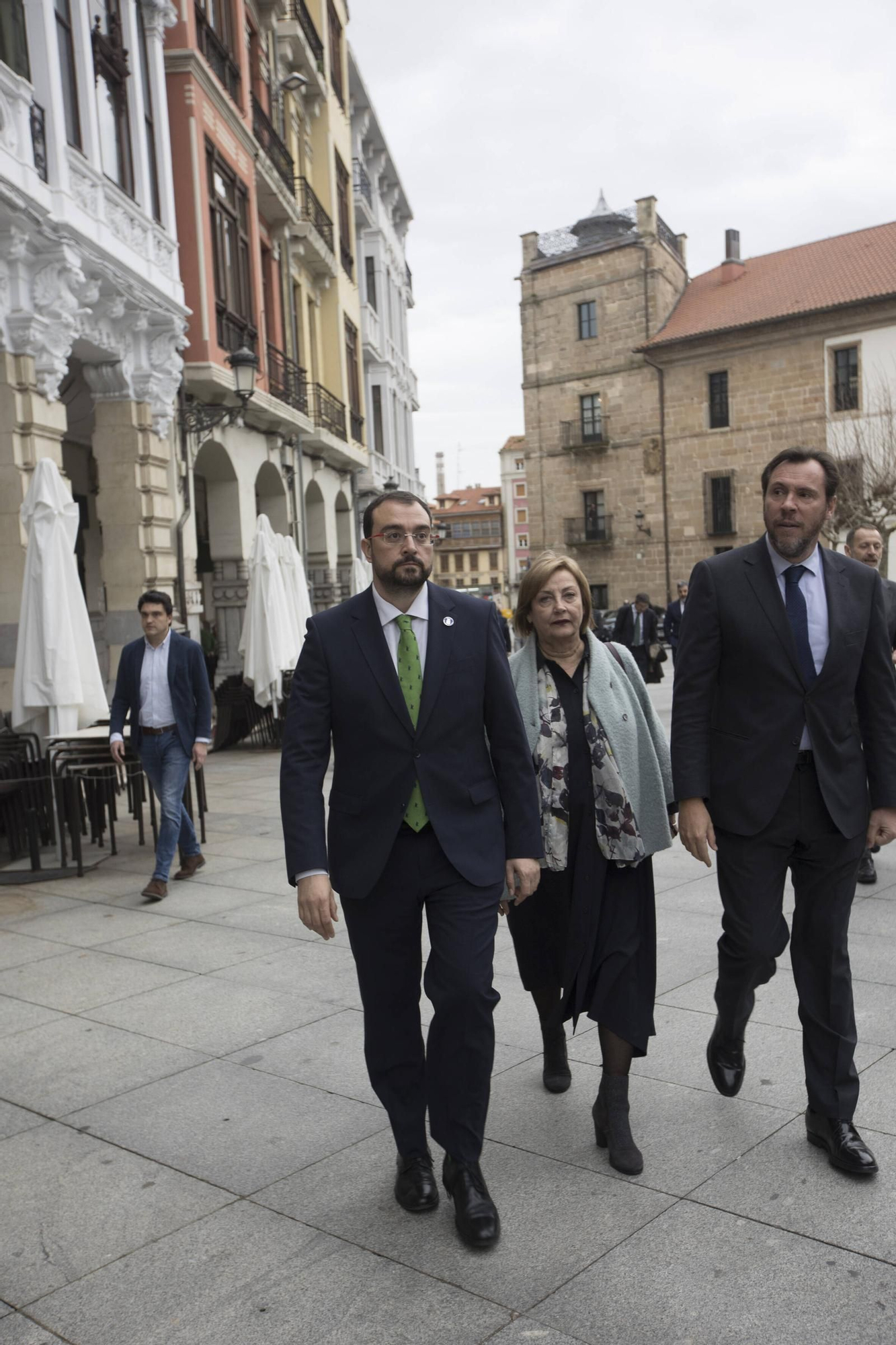 EN IMÁGENES: Así ha sido la visita a Avilés de Óscar Puente, ministro de Transportes y Movilidad Sostenible