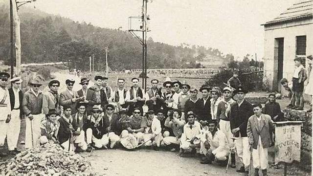 Airiños do Monte, comparsa de Vilariño, cara 1960.