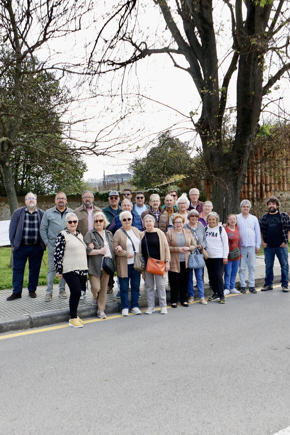 La Rambla de Gijón: un espacio próximo a Naval que un grupo de vecinos de El Natahoyo aspira a "recuperar la memoria del lugar" (en imágenes)