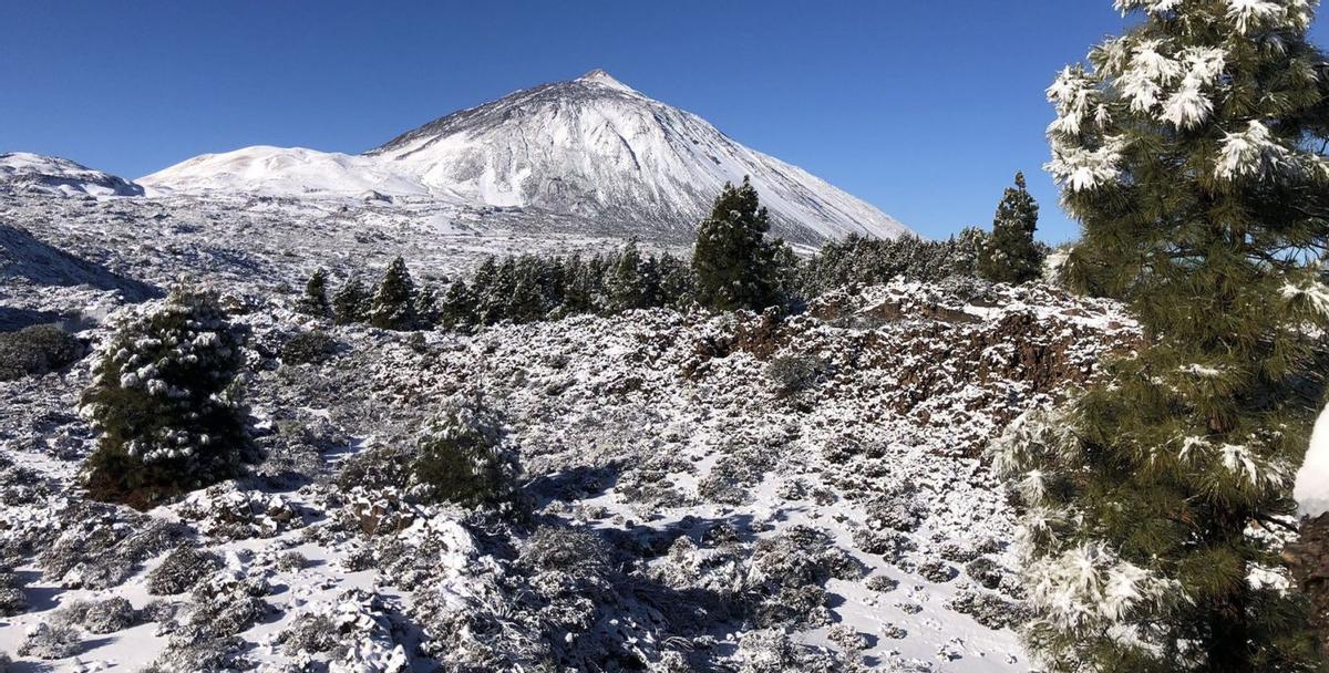 Una nueva gota fría deja nieve en Tenerife, La Palma y Gran Canaria