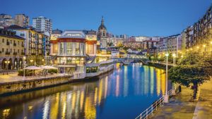 Bilbao, atravesado por el río Nervión, es la ciudad con el aire más limpio de Europa
