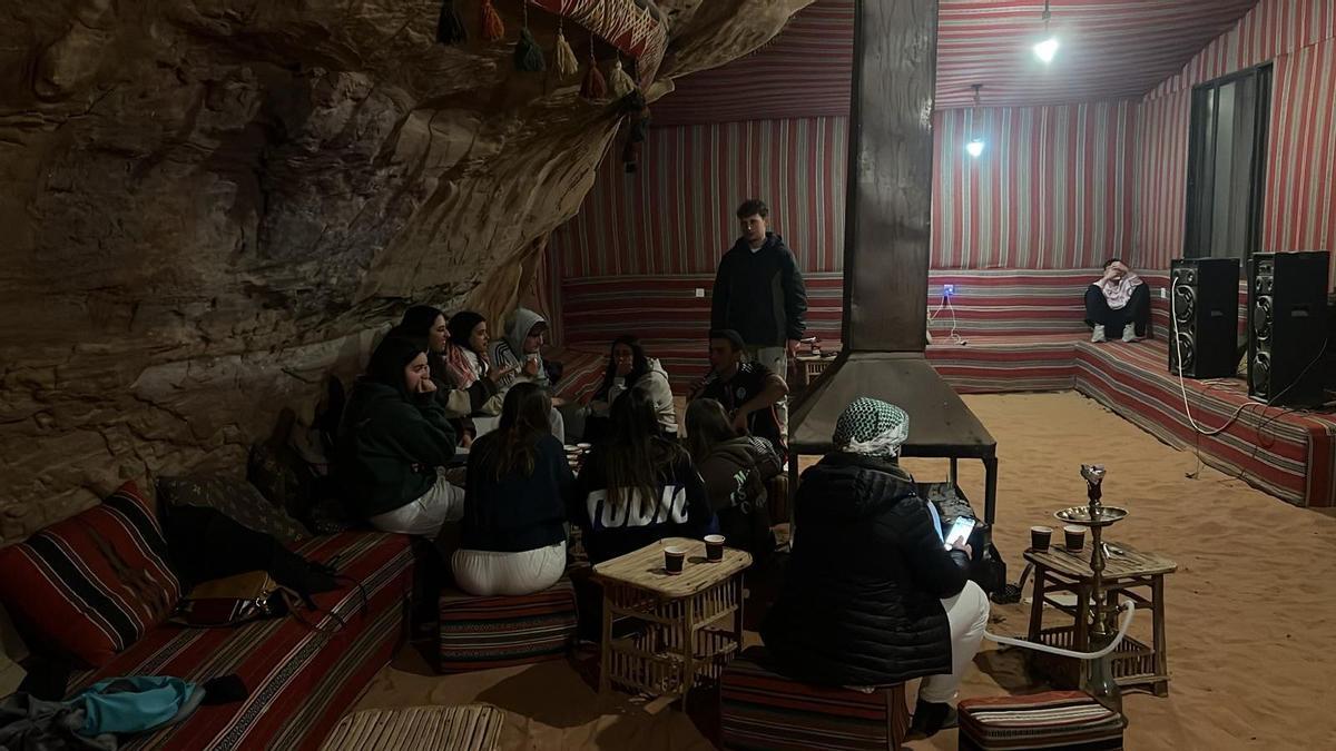 Imagen de la haima de Wadi Rum en la que Rocío y sus compañeros decidieron los pasos a seguir.