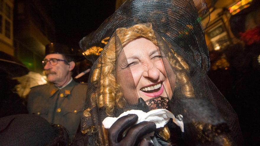 Martes de Carnaval pasado por agua en Galicia // J. Roller