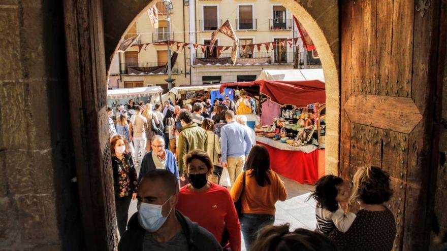 Cocentaina celebra la primera Fira de Tots Sant postpandemia