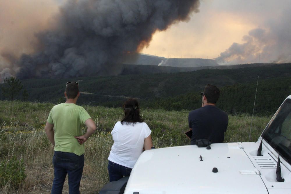 Incendio de grandes dimensiones en el centro de Portugal.