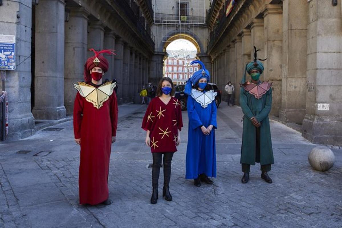Madrid no tindrà cavalcada però hi haurà cometes al cel i recepció reial Madrid no tindrà cavalcada però hi haurà cometes al cel i recepció reial