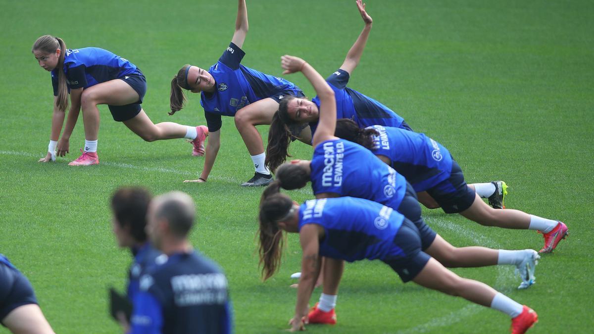 Entrenamiento del Levante Femenino