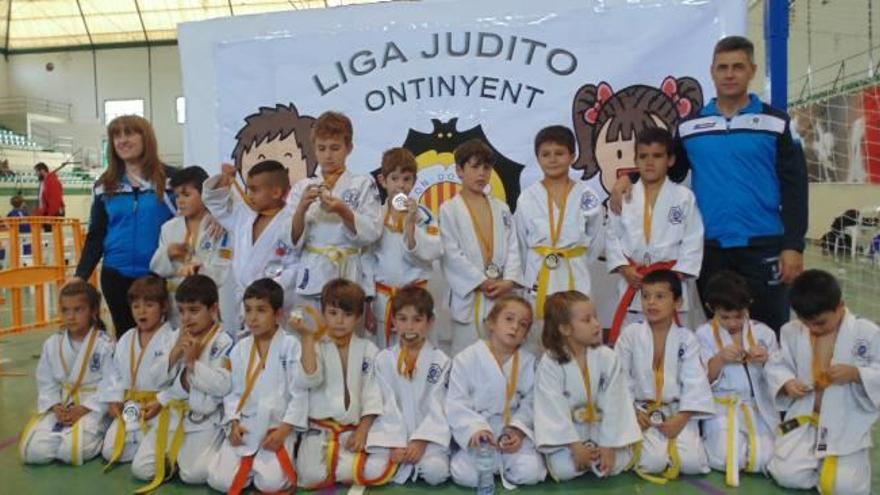 El Judo Club Nozomi logra 21 medallas