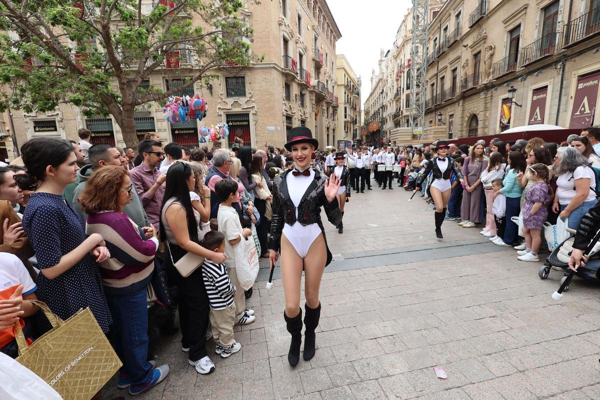 Las mejores imágenes del Pasacalles Sardinero Las mejores imágenes del Pasacalles Sardinero
