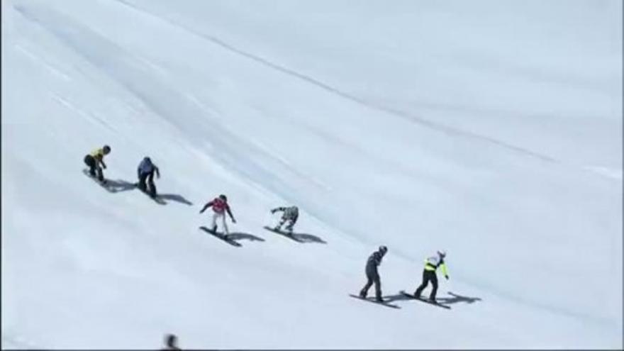 Sierra Nevada cierra su segundo día de competiciones con la final de Snowboardcross