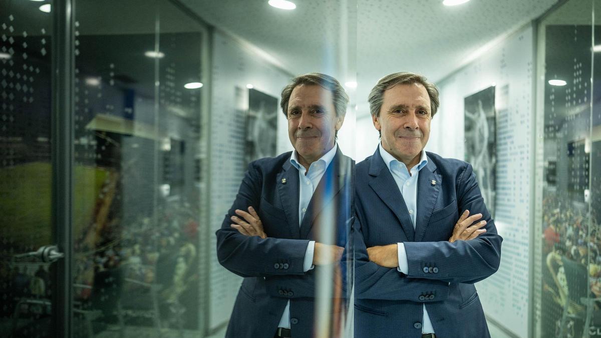 Felipe Miñambres, presidente del CD Tenerife, en las oficinas del estadio Heliodoro Rodríguez López.