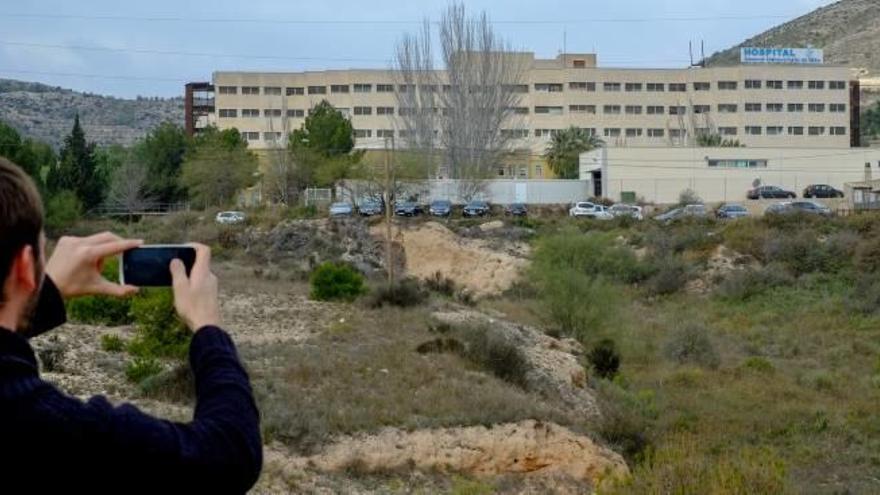 Ciudadanos plantea 27.000 m2 de aparcamiento para el hospital