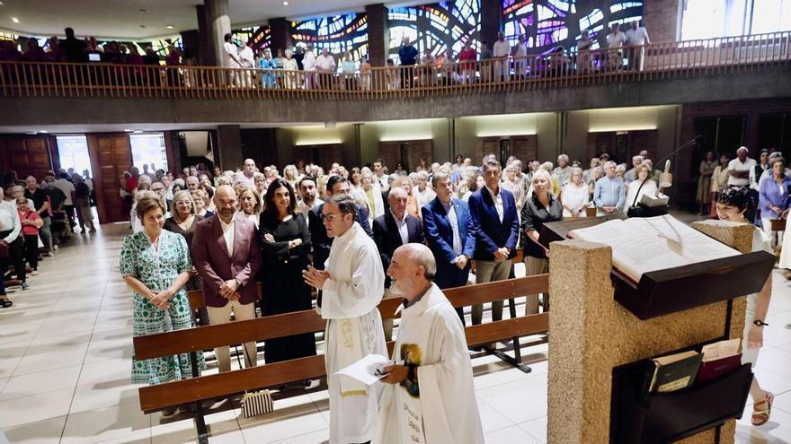 Los carmelitas celebran la misa de la Virgen de Begoña con el lema "Gijón tarea de todos"