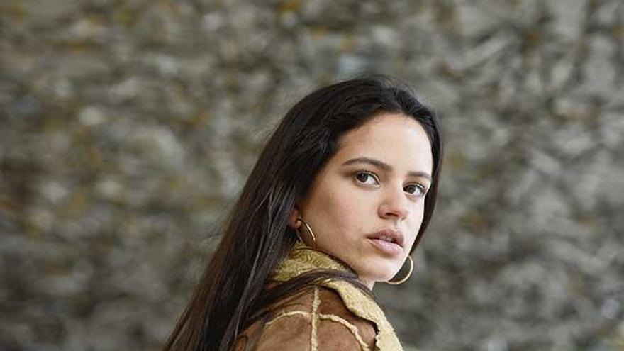 La joven cantante de flamenco Rosalía actúa en Palma el sábado.