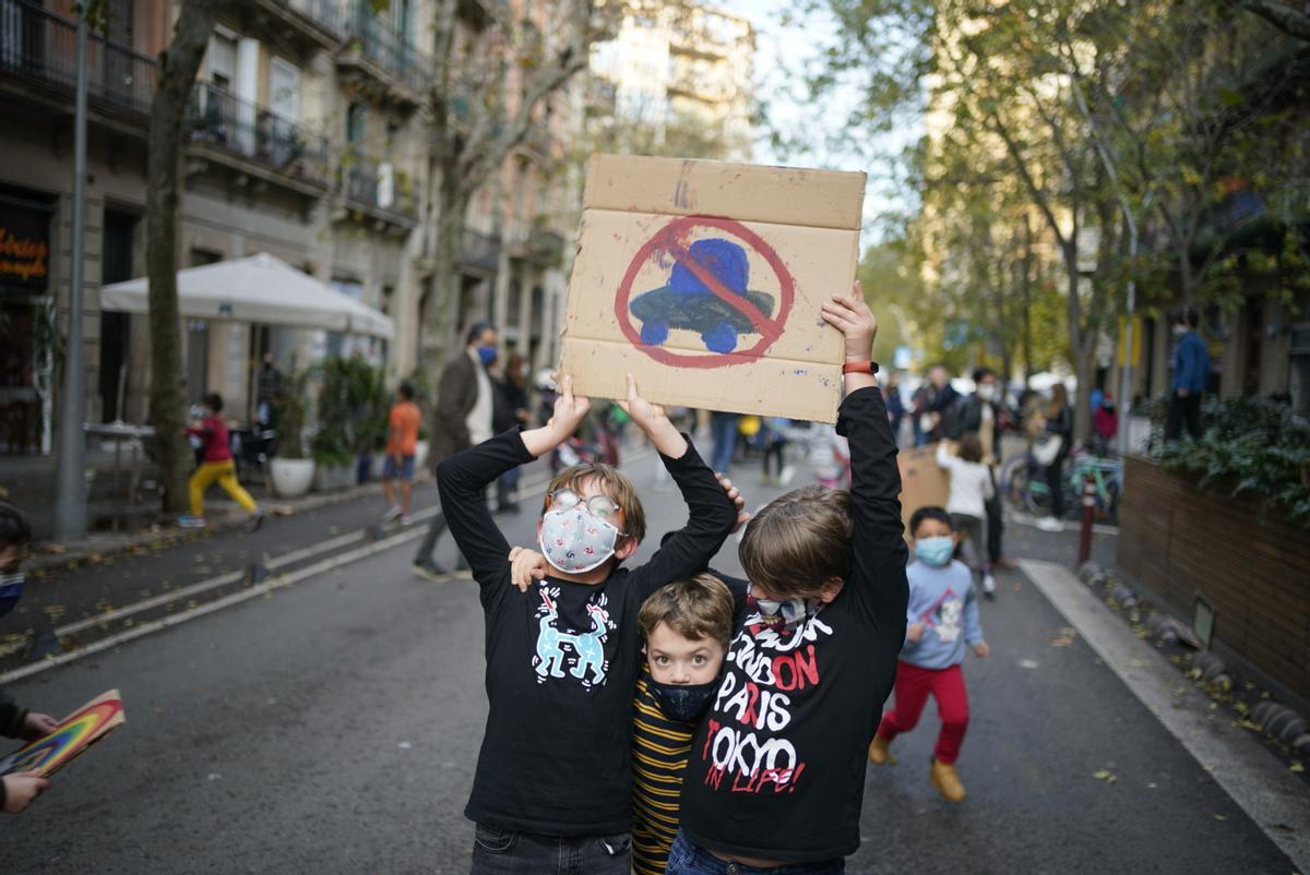 La meitat de les morts causades per contaminació es deuen a malalties cardiovasculars La meitat de les morts causades per contaminació es deuen a malalties cardiovasculars