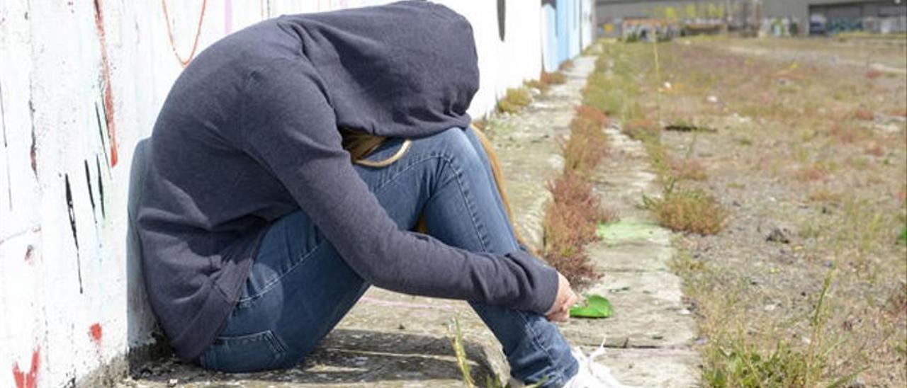 Se disparan los ingresos de adolescentes por autolesionarse o intentar quitarse la vida | GETTYIMAGES