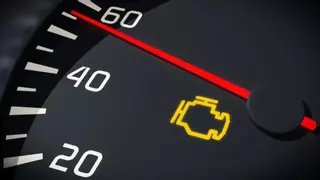 Los 7 testigos de avería en un coche que debe conocer todo conductor