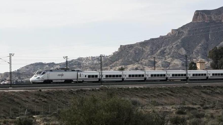 Fomento unirá por tren Alicante y Murcia en 25 minutos