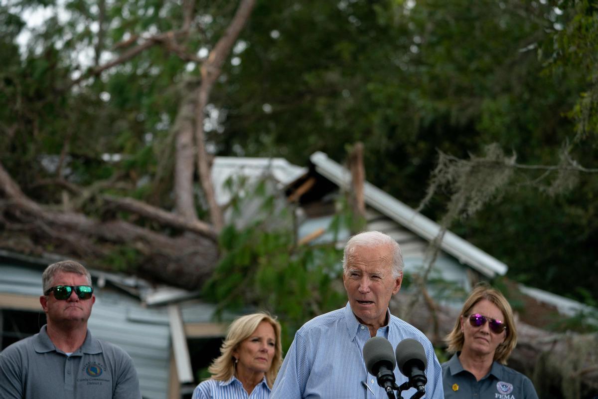 Biden visita a los afectados por el huracán Idalia en Florida