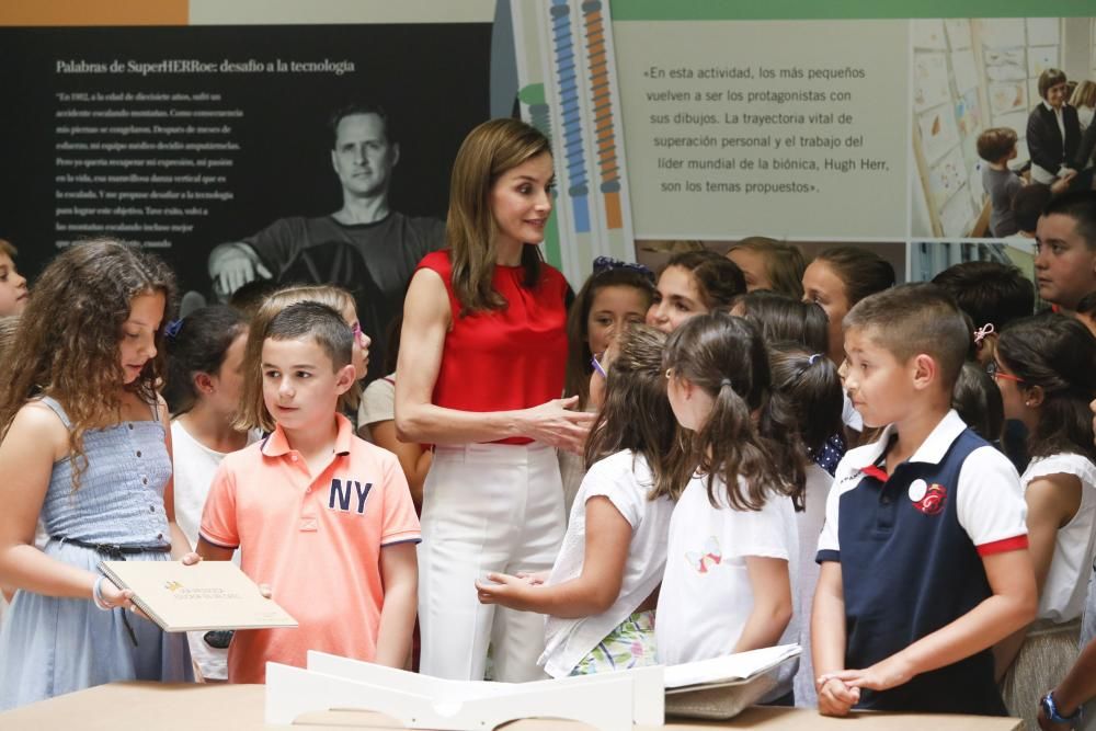 Visita de la Reina Letizia al colegio Quirinal