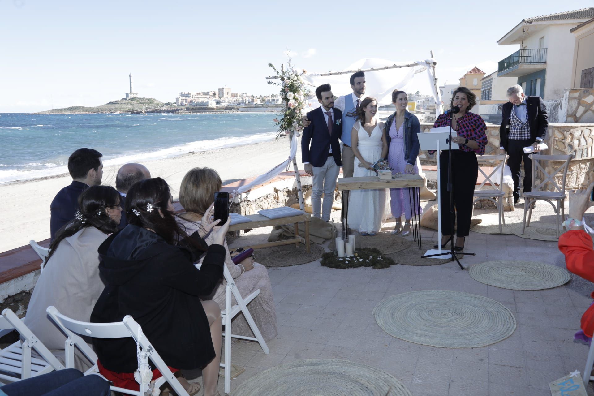 La primera boda celebrada en la playa en Cartagena