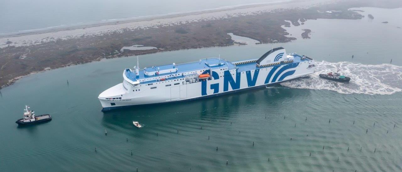 Imagen promocional de uno de los barcos de GNV. GNV