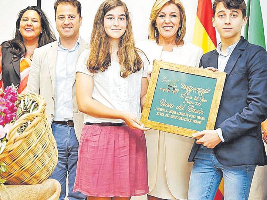 Entrega del premio al aceite &#039;Venta del Barón&#039;, de Muela.