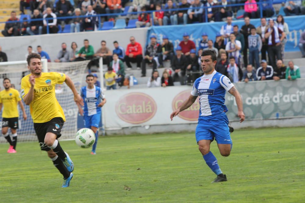 El Alcoyano se aupa al liderazgo