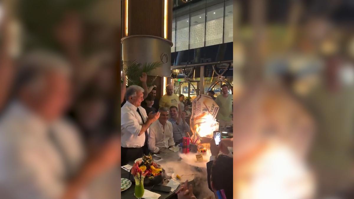 Laporta enloquece de euforia en la cena al día previo a la final de la Supercopa de España