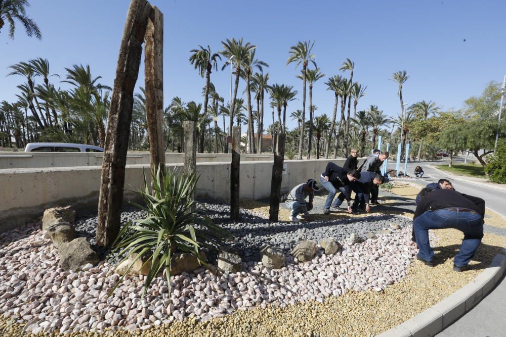 Los alumnos de Tamarit inauguran un jardín