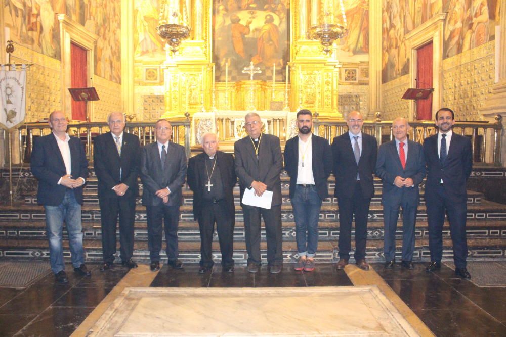 El Patriarca acogió la misa del Corpus, oficiada por el cardenal Cañizares, y el pregón, a cargo de Jaime Sancho