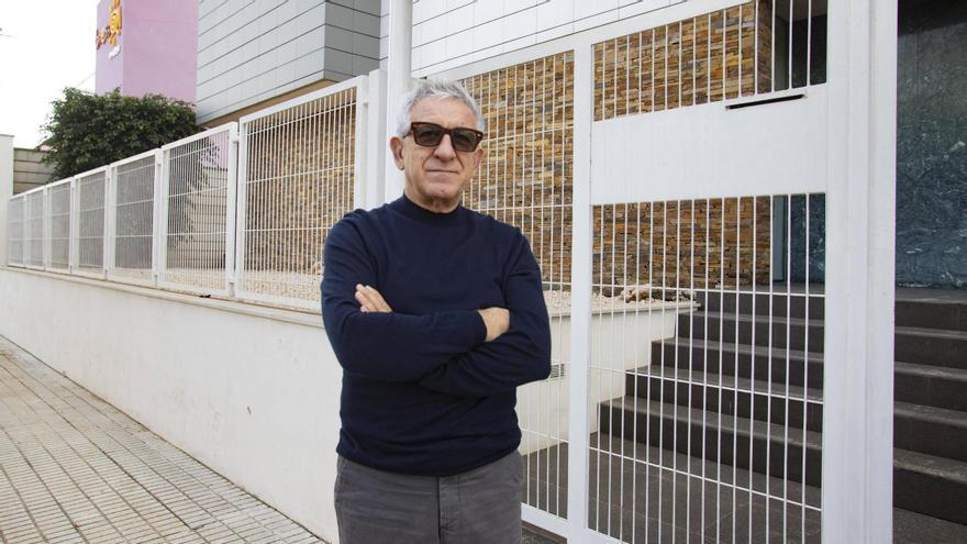 El decano del Colegio de Ingenieros de Caminos, Xavier Machí, este viernes, en Algemesí