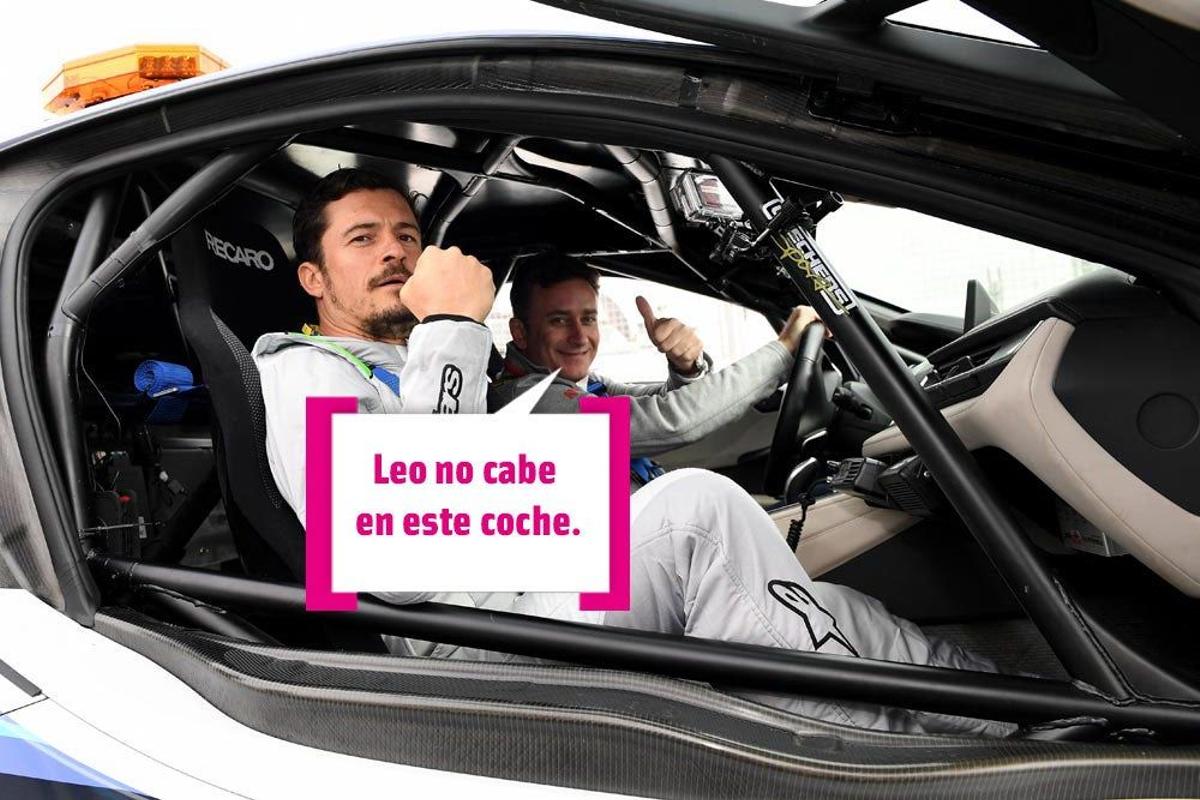 Orlando Bloom y Alejandro Agag dentro del coche