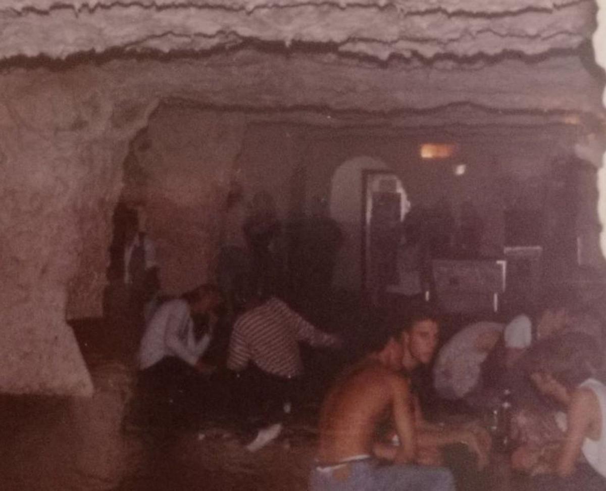 Las noches malagueñas de los años 80 fueron de Santa