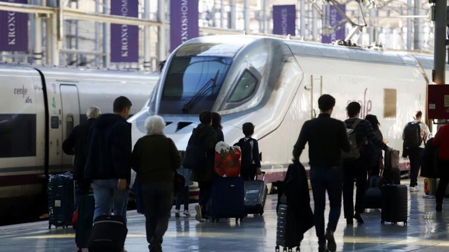 Renfe refuerza sus trenes AVE entre Málaga y Madrid