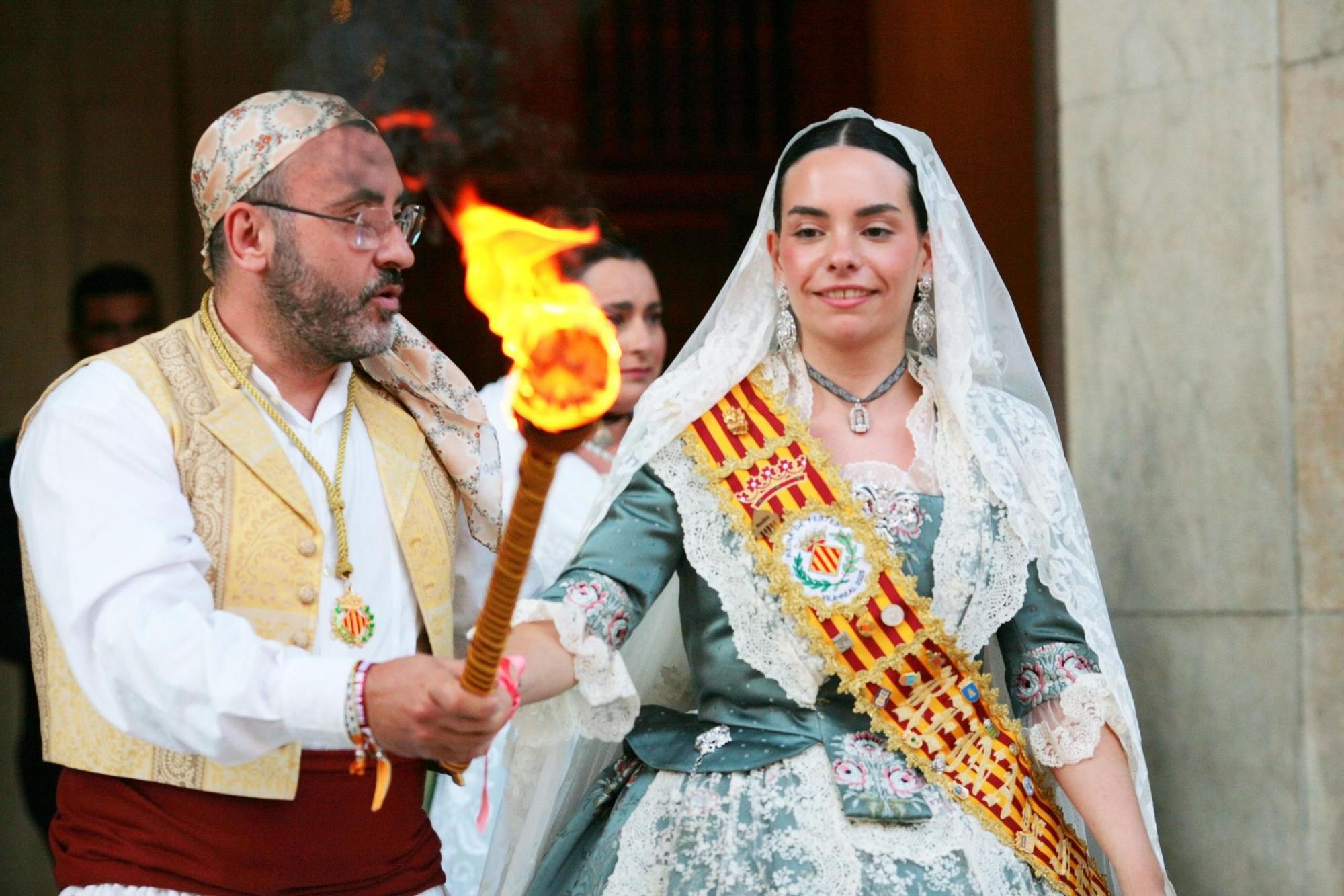 Galeria de fotos de l'ofrena de flors a Sant Pasqual en Vila-real