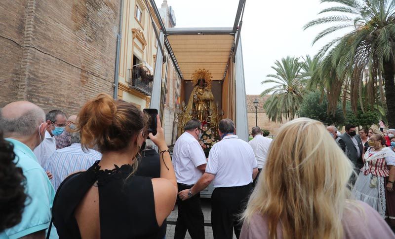 La Virgen vuelve a procesionar con público