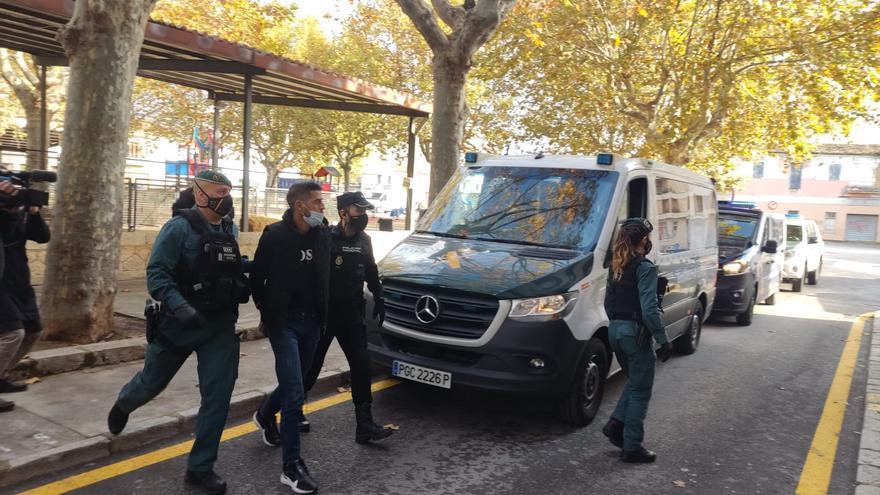 Detienen en sa Pobla a cuatro marroquíes fugados del avión en Son Sant Joan