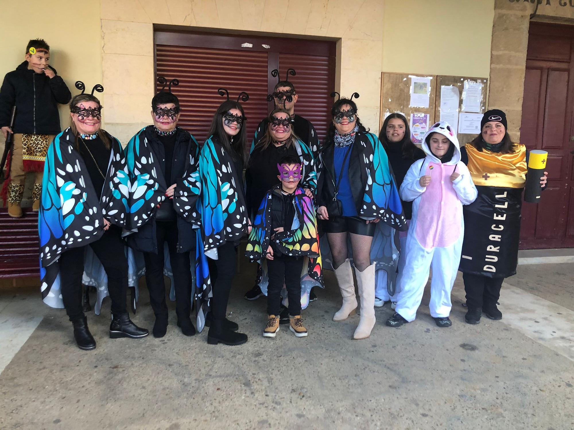 GALERÍA | Villanueva del Campo celebra el Carnaval con un desfile multicolor