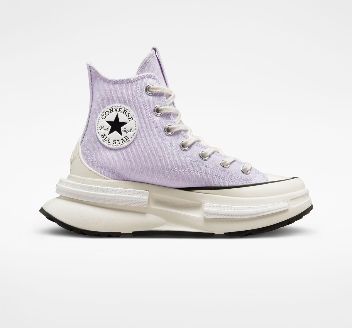 Novedad en Converse | Estas son las nuevas zapatillas con plataforma que  combinan con todo