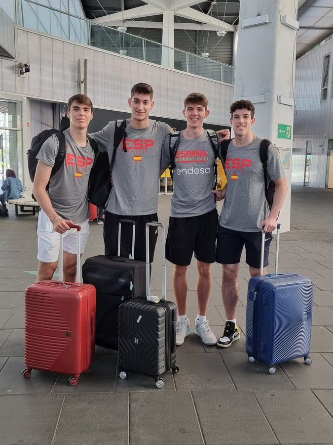 Los cuatro jugadores de L'Alqueria han puesto rumbo a Azuqueca para concentrarse con la U17