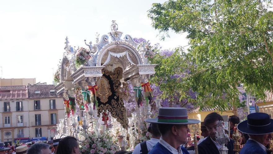 Fotos: La hermandad de Nuestra Señora del Rocío Málaga la Caleta emprende su Camino