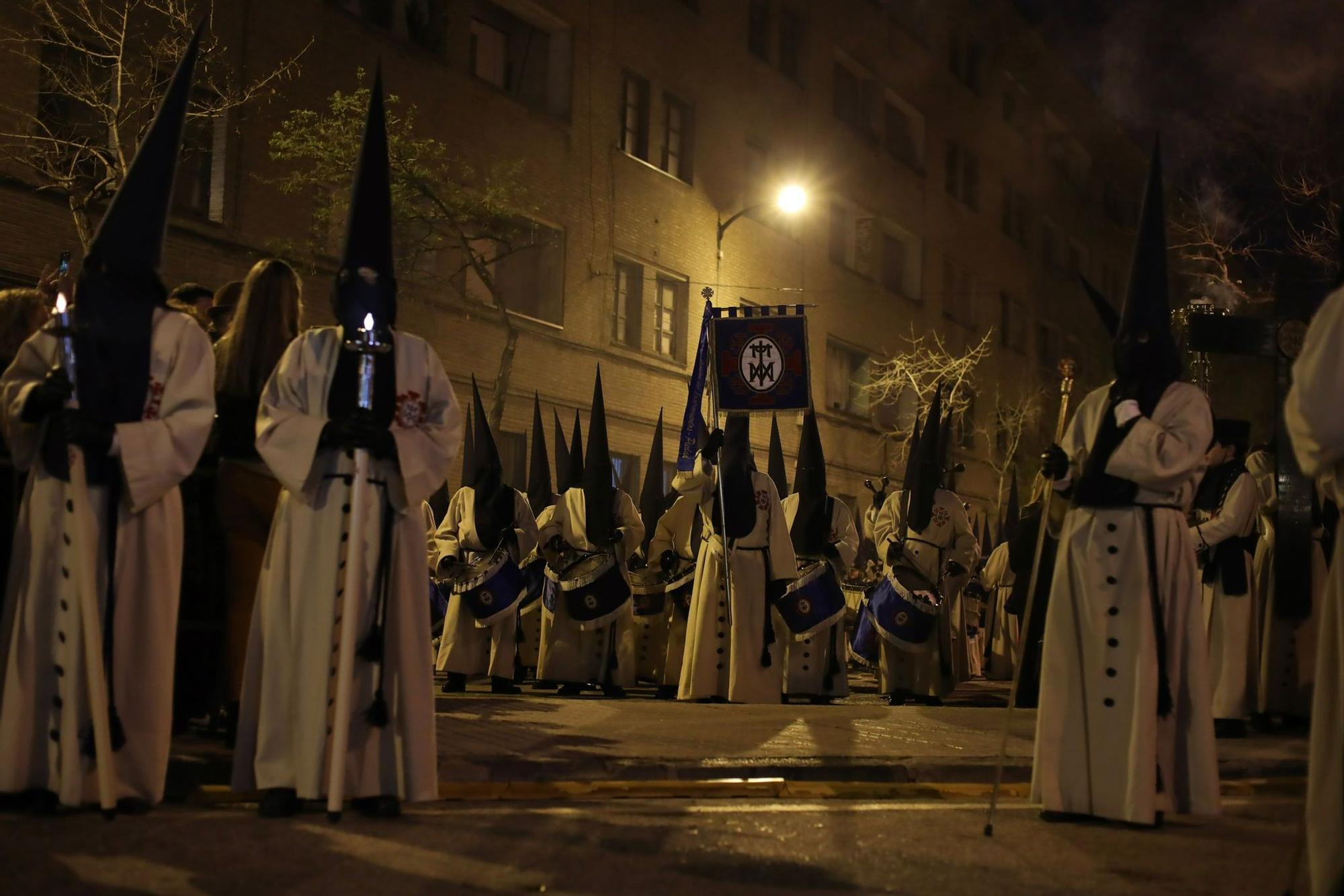 En imágenes | Vía Crucis de Nuestra Señora de la Piedad en Zaragoza