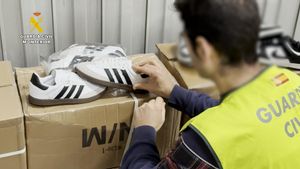 Intervenidas en Badalona falsificaciones por un valor de 1,4 millones destinadas al top manta