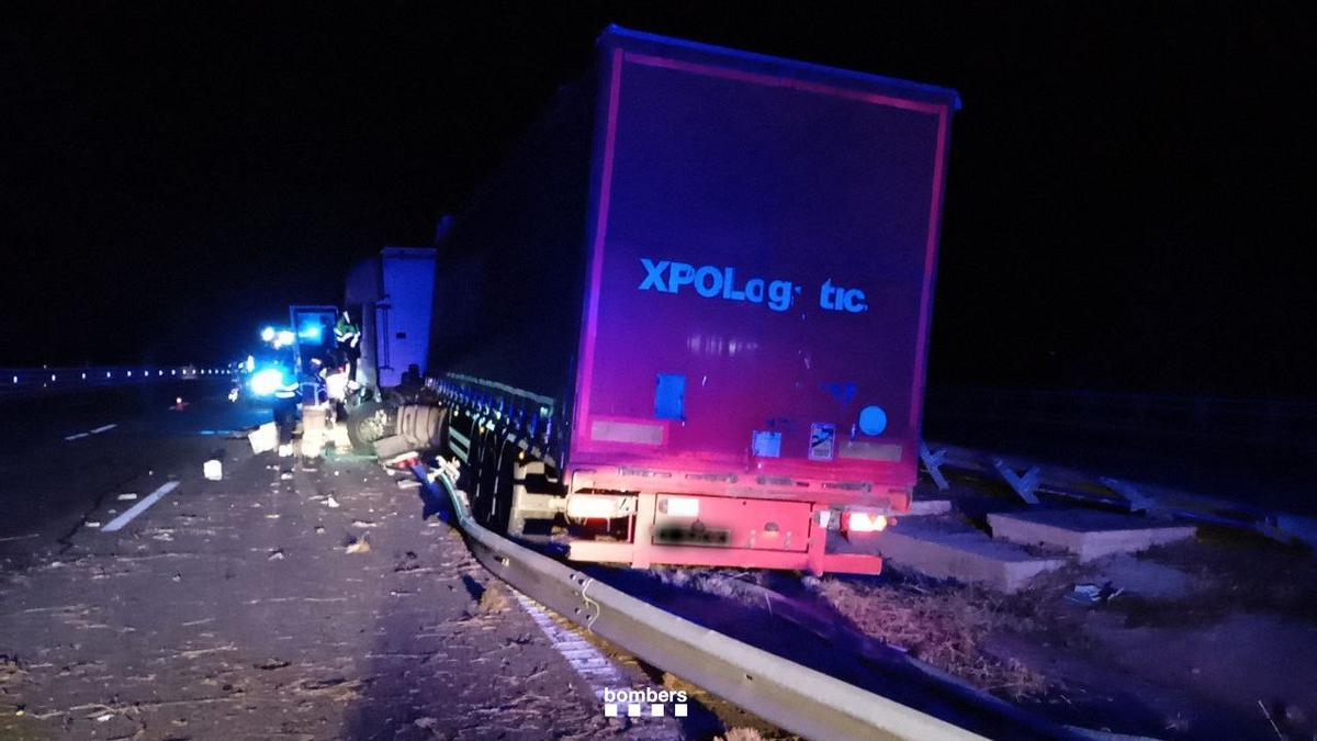 El camió accidentat de matinada a Sant Julià Ramis