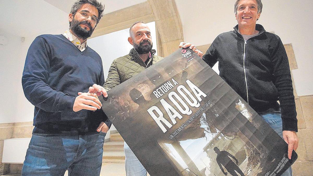 D’esquerra a dreta, Raúl Cuevas, Marc Marginedas i Albert Solé, dijous al cinema Truffaut.