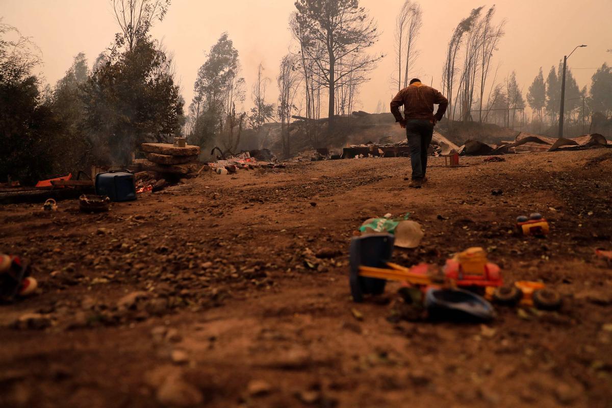 Los incendios que arrasan Chile dejan ya más de 20 muertos