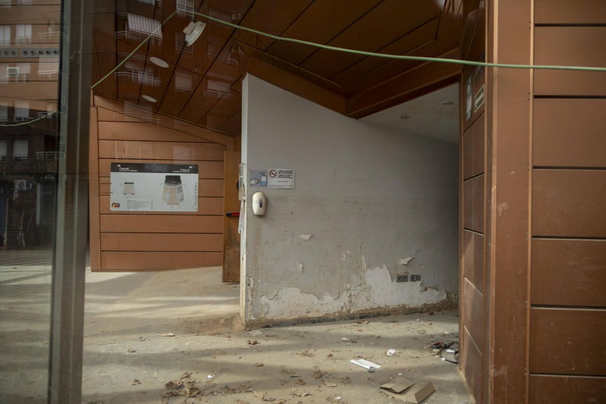 El Auditori de Paiporta, diez meses después del paso de la dana y a la espera de rehabilitarse