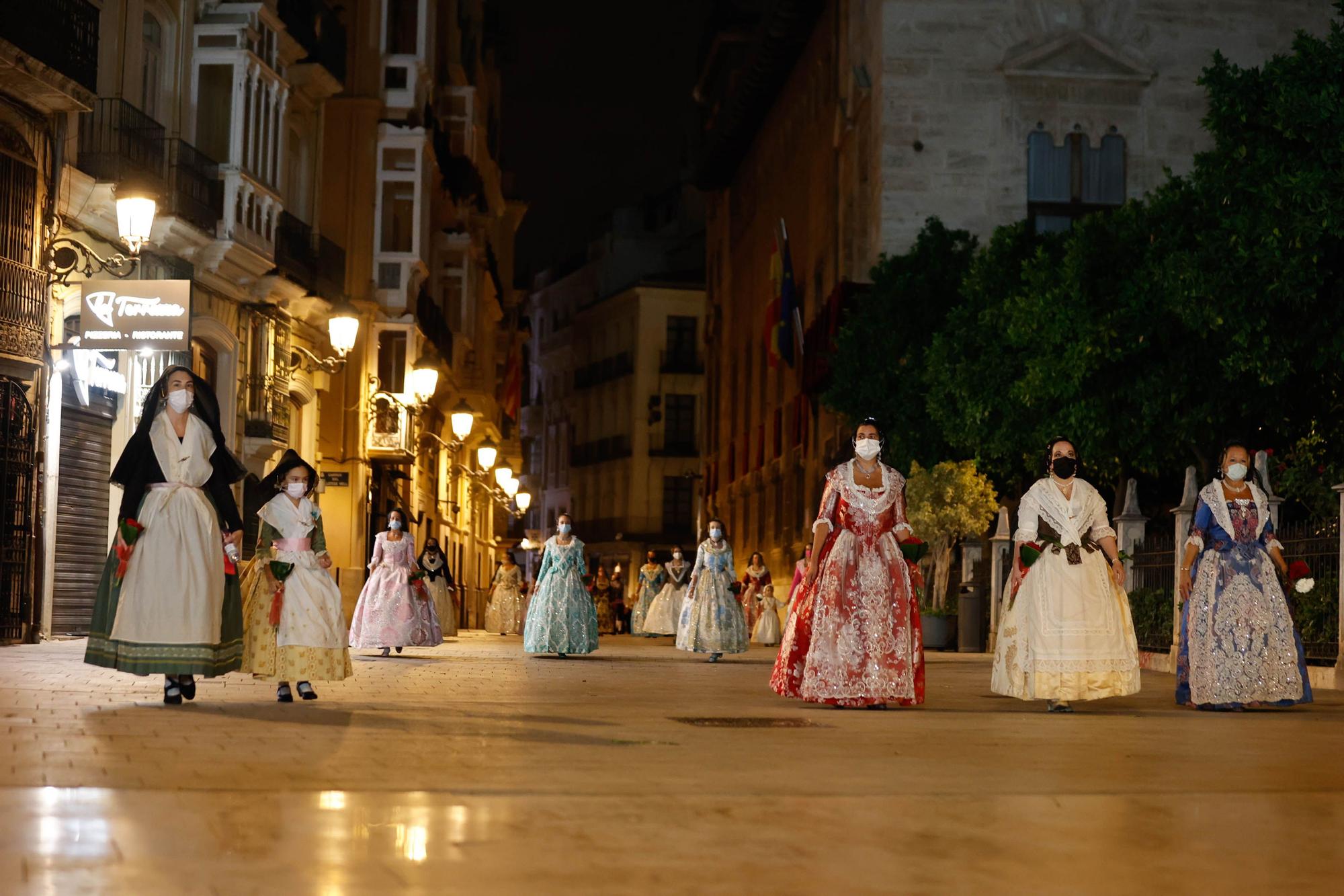 Búscate en el segundo día de Ofrenda por la calle de Caballeros (entre las 22.00 y las 23.00 horas)